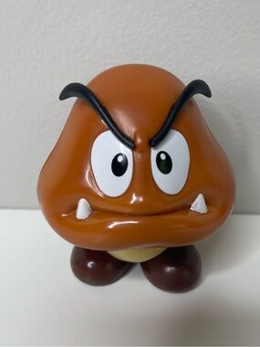 Super Mario World GOOMBA Figure World Of Nintendo 4" Jakks